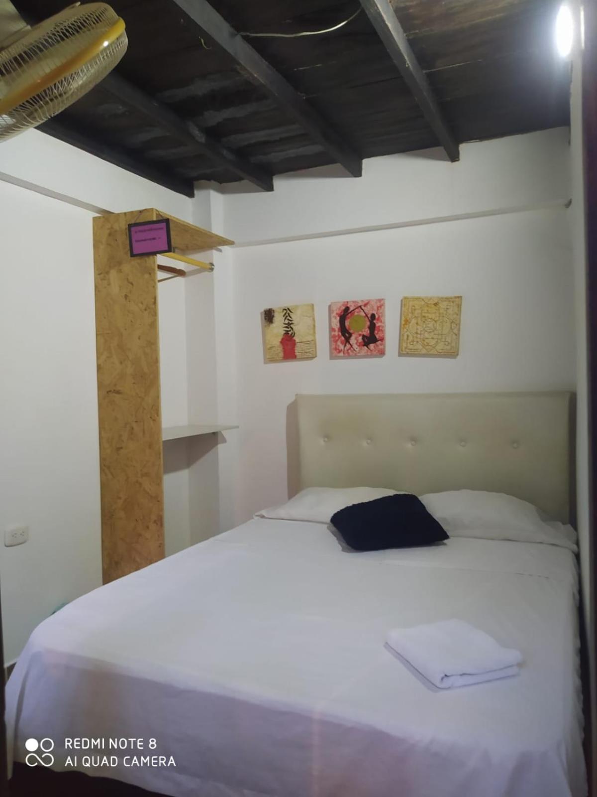 דירות מונטריה Casa Turistica Zamboss מראה חיצוני תמונה