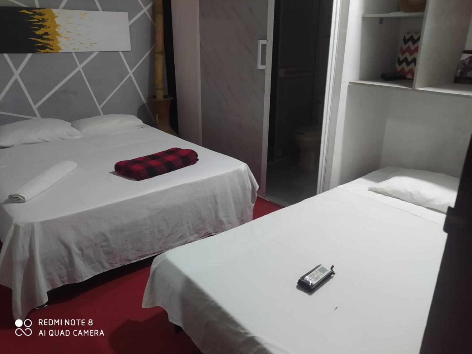 דירות מונטריה Casa Turistica Zamboss מראה חיצוני תמונה