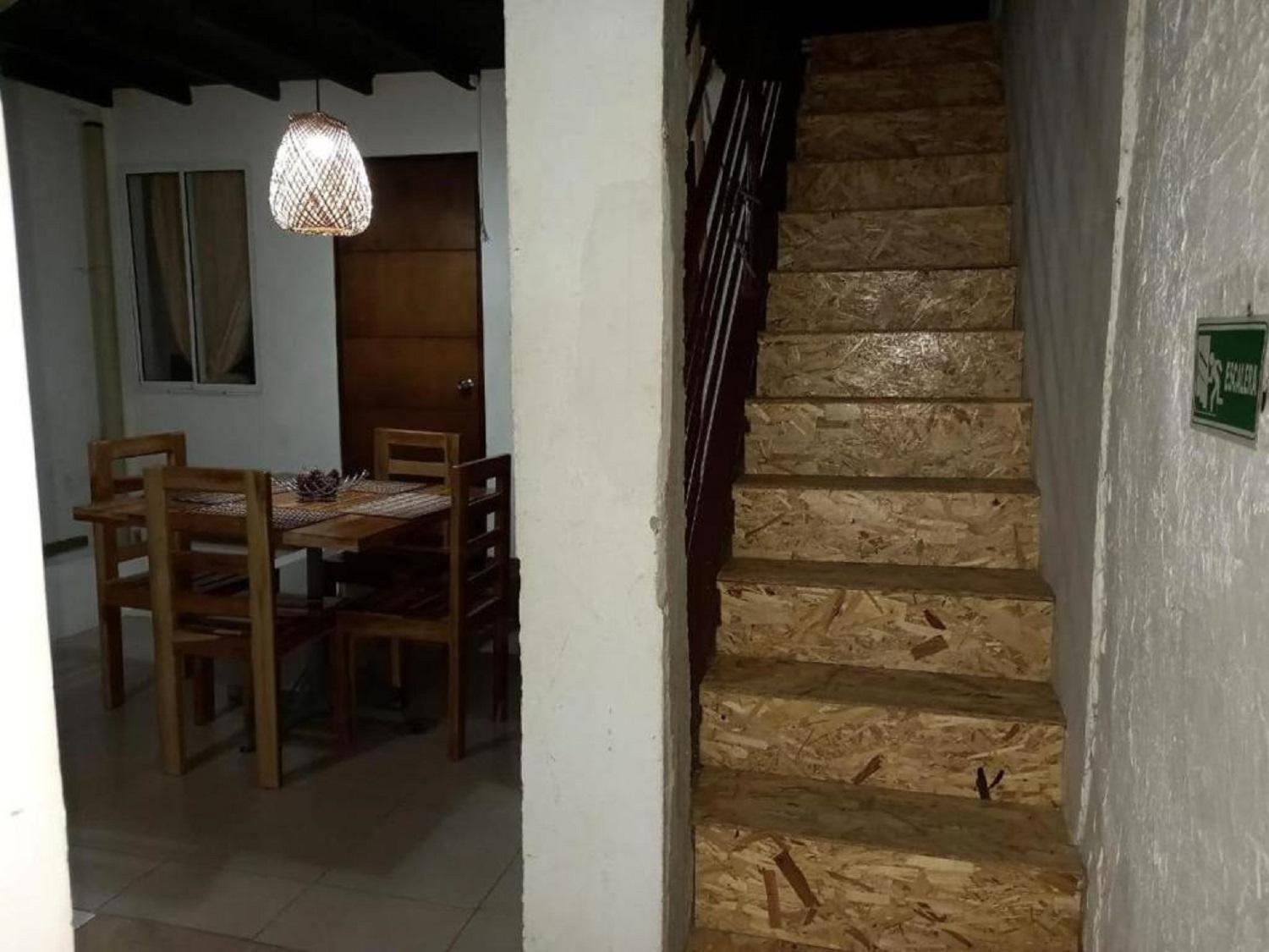 דירות מונטריה Casa Turistica Zamboss מראה חיצוני תמונה
